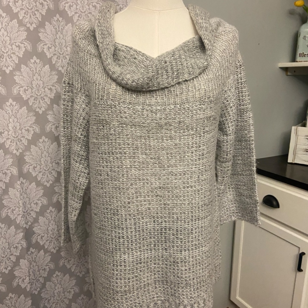 Love at First Sight Size Large Light Grey Loose knit sweater off the shoulder